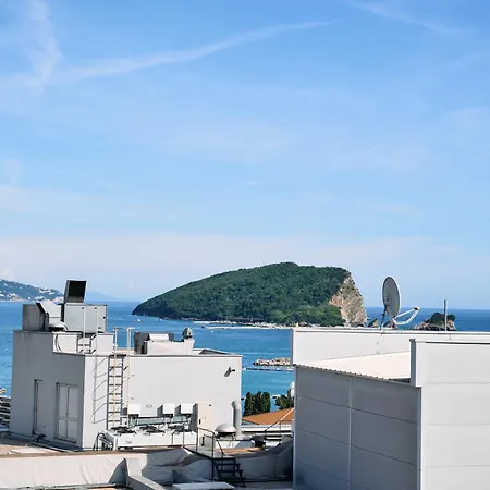 Penthouse View With Pool On Terrace! Διαμέρισμα *